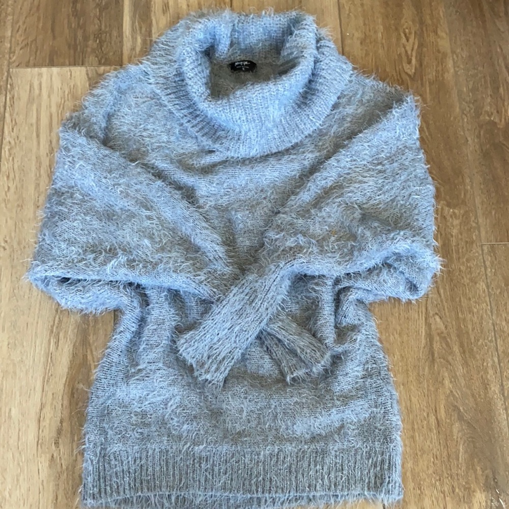 Nasty Gal women’s size S grey turtleneck sweater